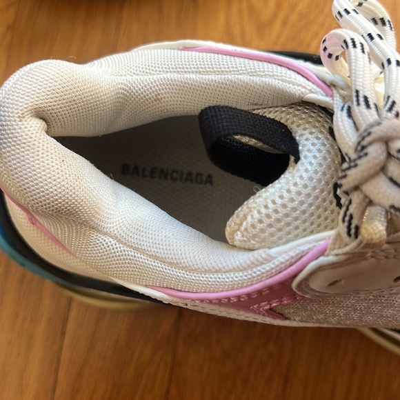 Balenciaga Triple S sneakers - Picture 6 of 7